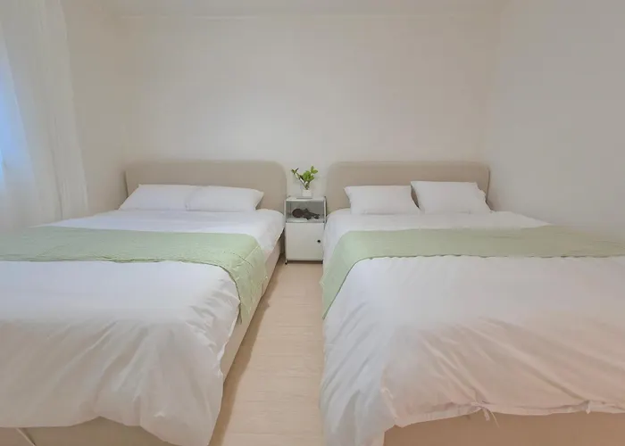 ヴィラ New 성수역4분 공항버스 7분 무료짐보관 연무장길 9초 경복궁 잠실 Ddp 코엑스 미스터멘션 *
